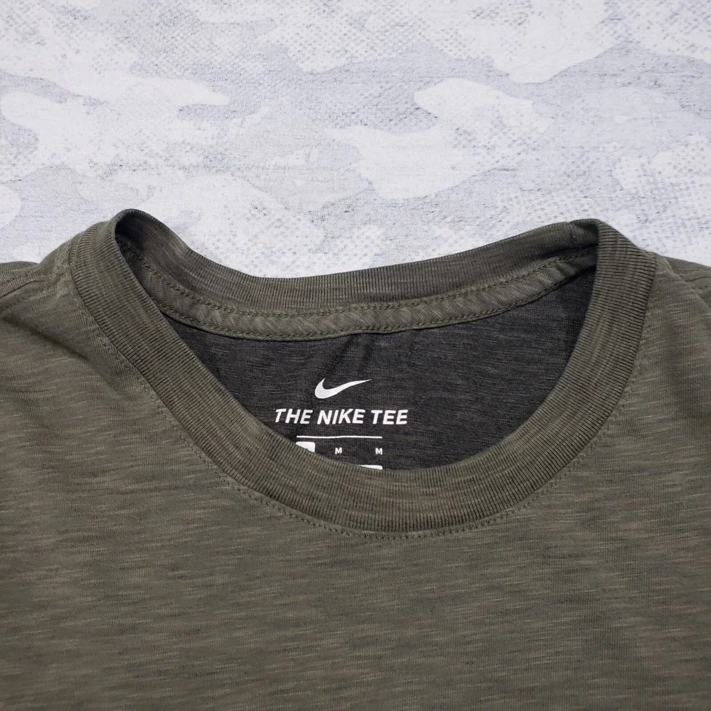Nike Top Womens Medium Green Dri-fit Just Do It Short Sleeve The Nike Tee